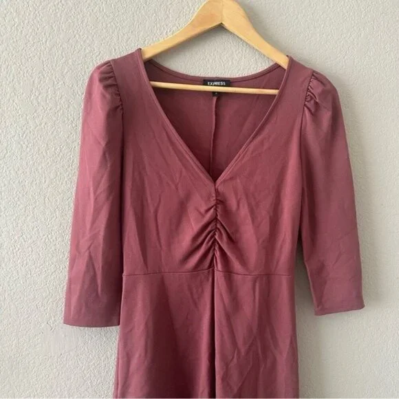 Express V-Neck Ruffle Hem Fit And Flare Dress Dusty Pink Size Small - Picture 4 of 9